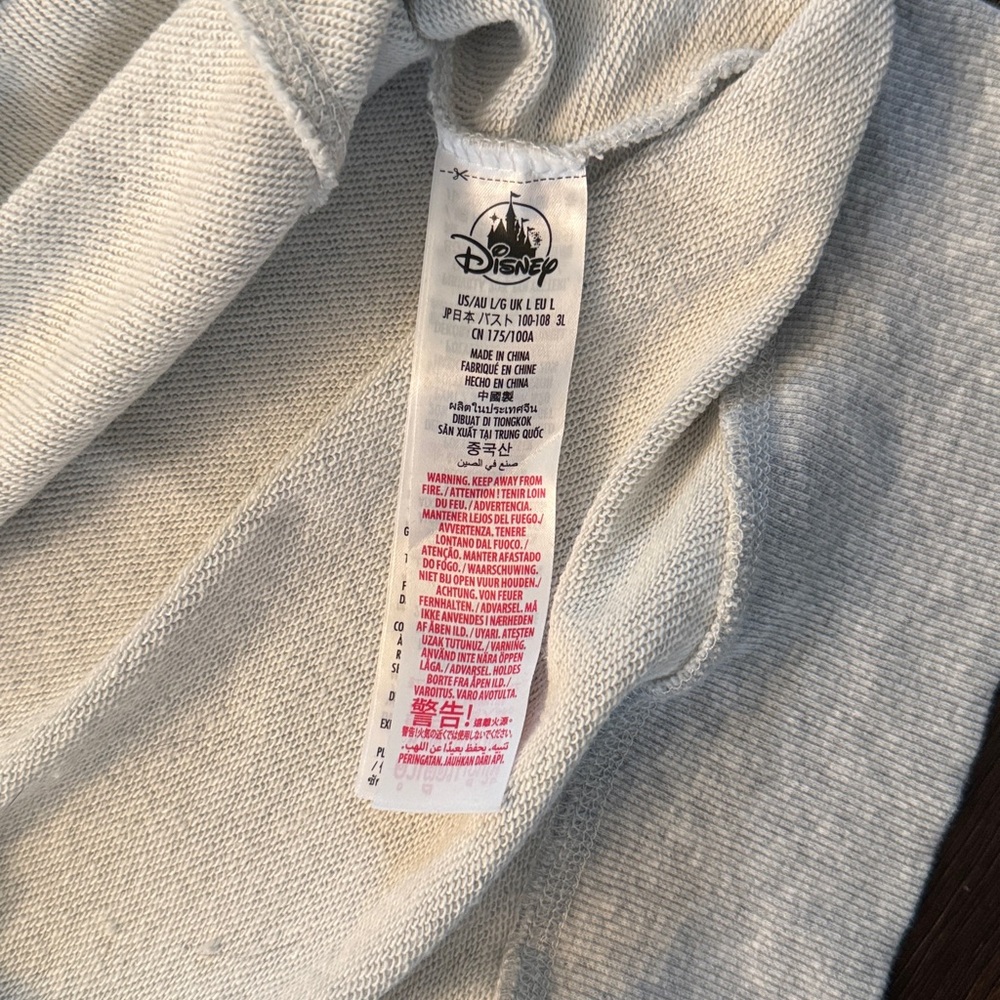 Disneyland Mickey Cutie Ghost 2025 Light Heather Gray Pullover Sweatshirt Large - Picture 11 of 15